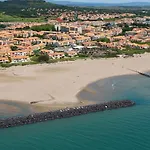 Petit Cocon Climatisé, Vue Et Wifi * Agde